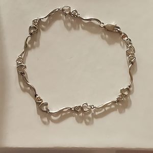 10K White Gold Heart Bracelet